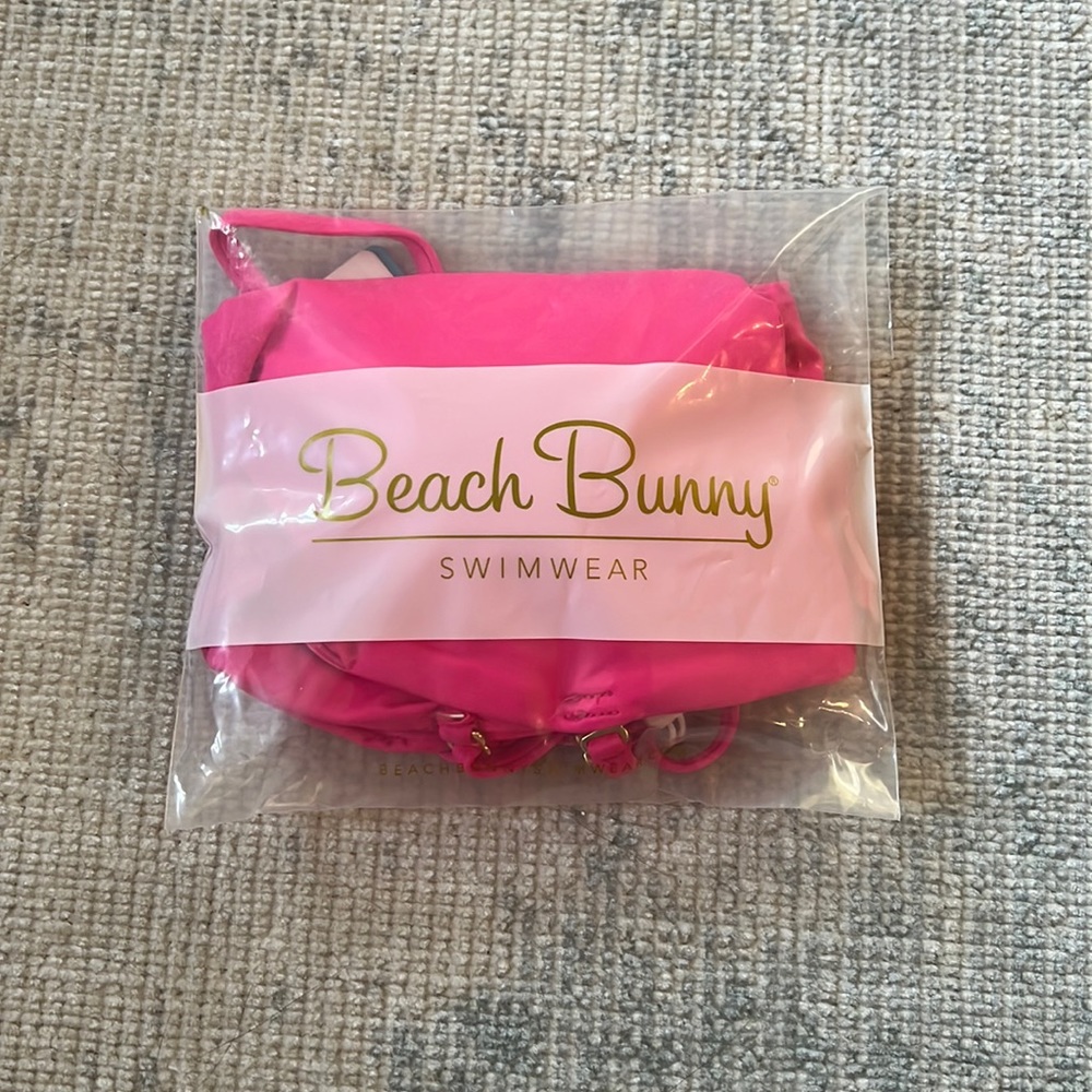 Beach Bunny London Bralette in Barbie